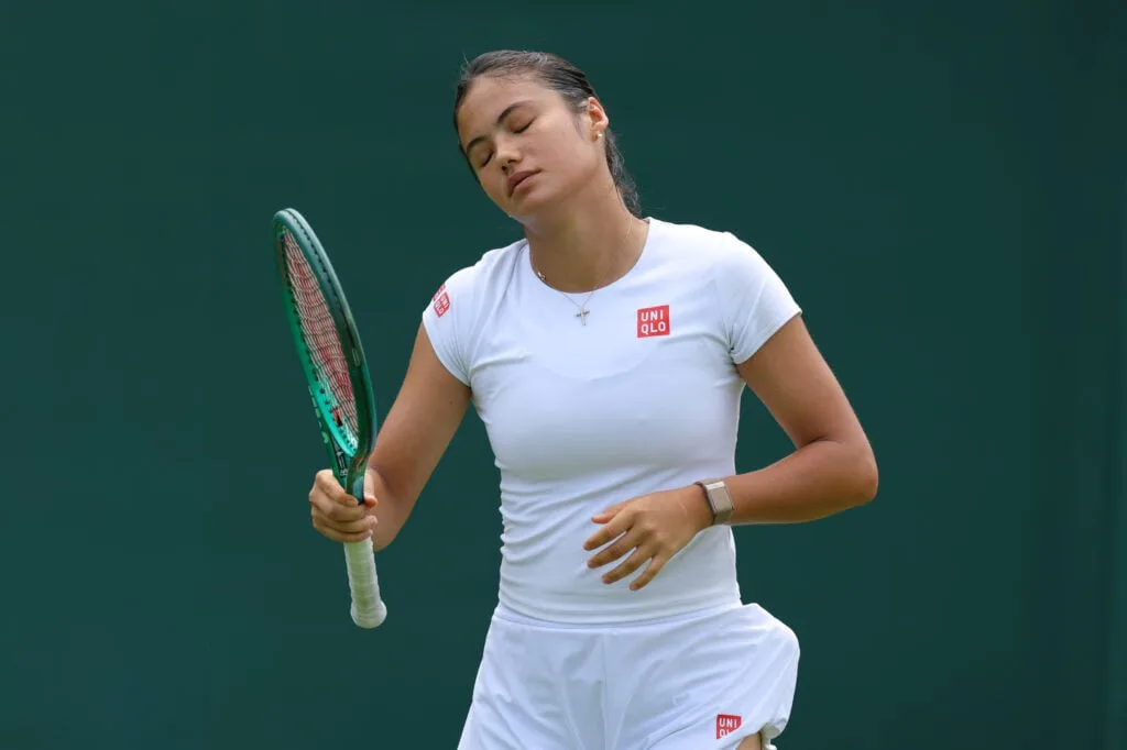 苦境ラドゥカヌ、ランク急落で49位に。全米前哨戦欠場で英女王の座もピンチ