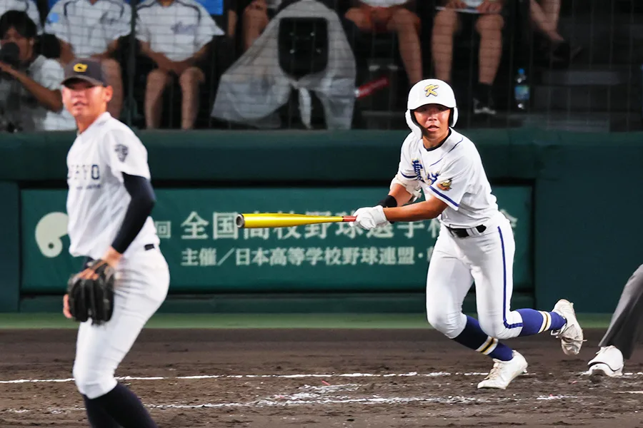 霞ケ浦・相田歩希が9番で衝撃の3安打2打点！甲子園ファン騒然「うめえな…」