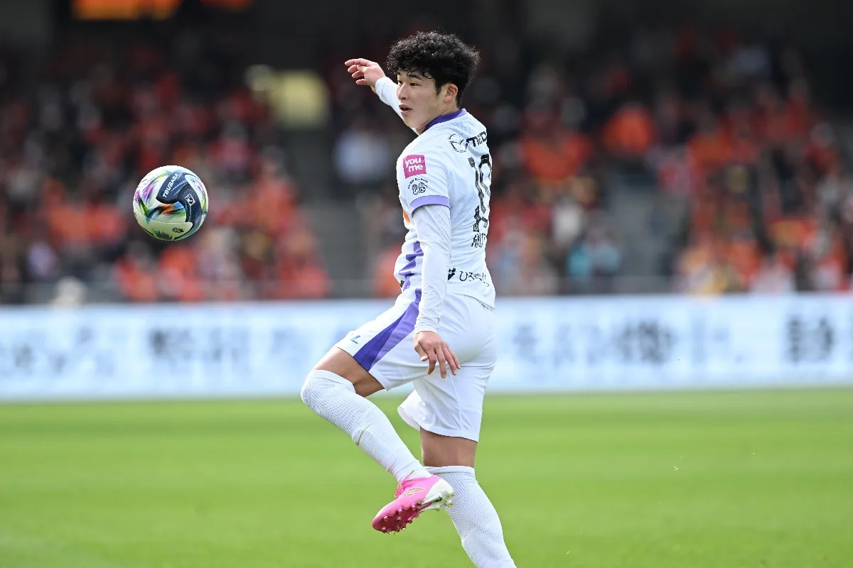 広島23歳・鈴木章斗が衝撃2発！「代表も時間の問題」とJファン熱狂