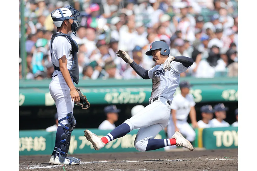横浜打線爆発！6回一挙4点で沖縄尚学を圧倒、SNSも驚愕「強すぎる」