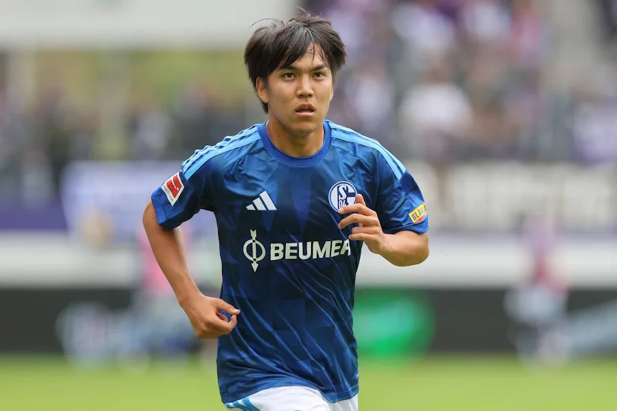 田中聡がシャルケ主力を震撼させた！ 期待の新戦力が定位置争いで猛アピール