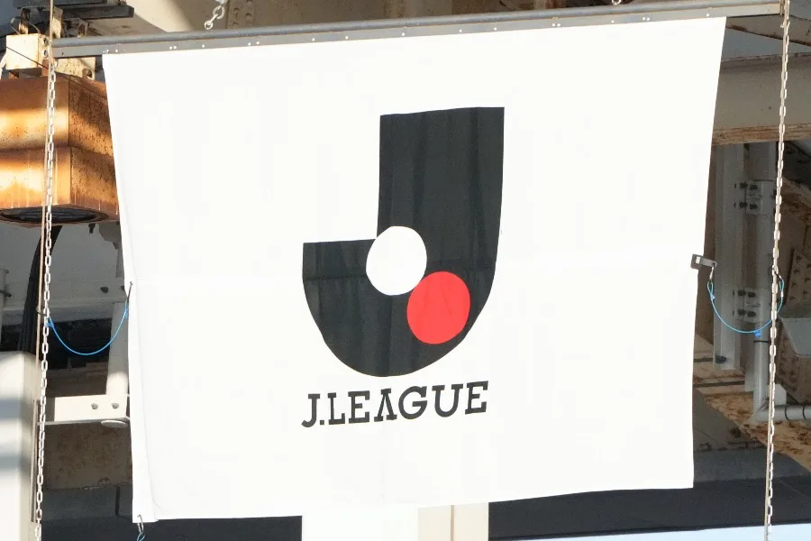 愛媛が4発圧勝で首位発進！J3開幕戦の結果と順位表を一挙紹介