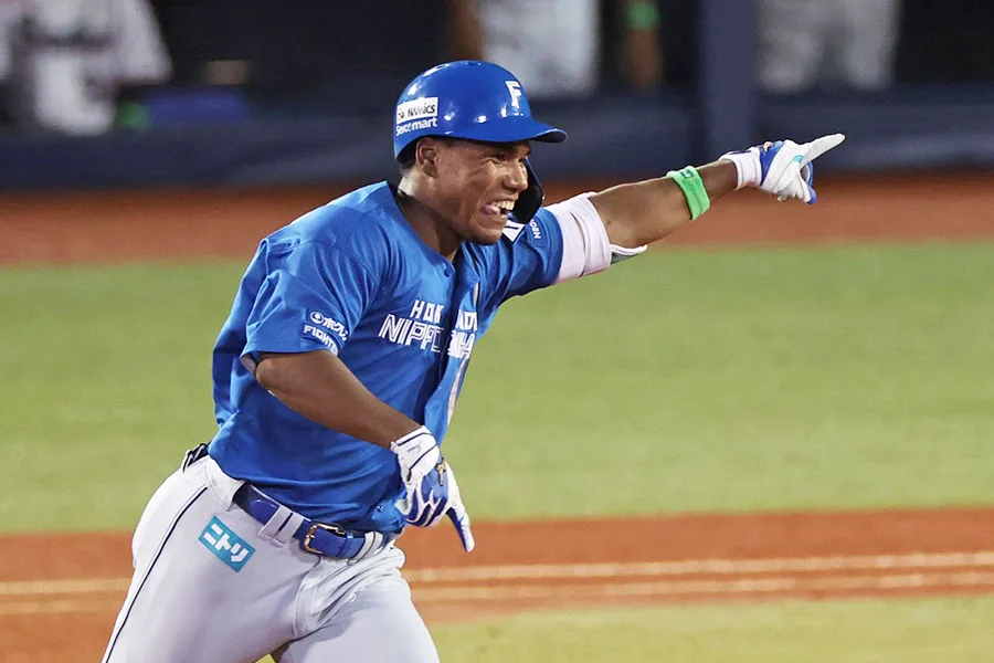 23歳ドラ2・エドポロケインが衝撃バックスクリーン弾！フレッシュ球宴でMVP