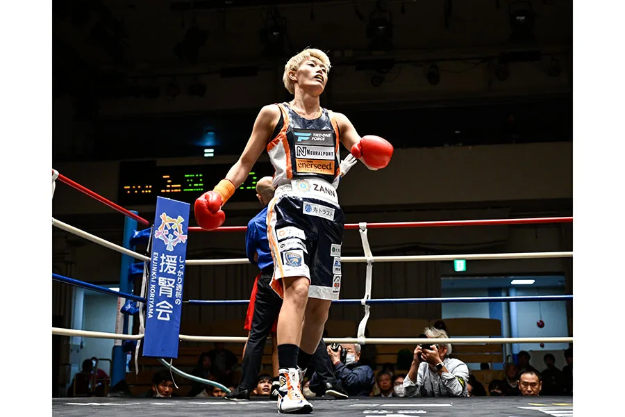 和田まどか、KO奪取も判定負け？ローブロー判定にファン激怒