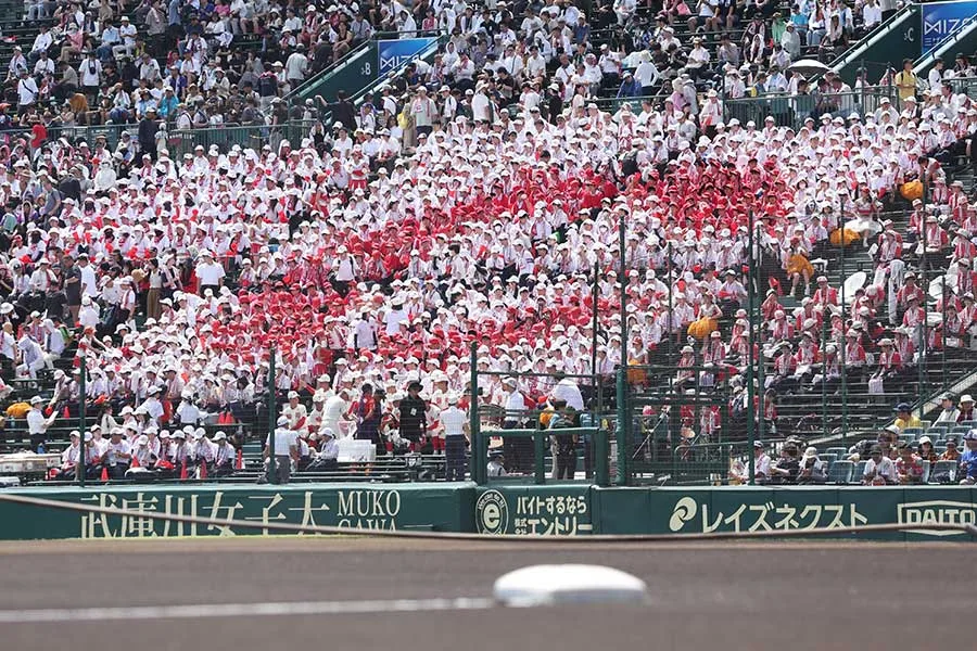 智弁和歌山、延長10回の“神バントシフト”で敦賀気比を撃破！8強入り