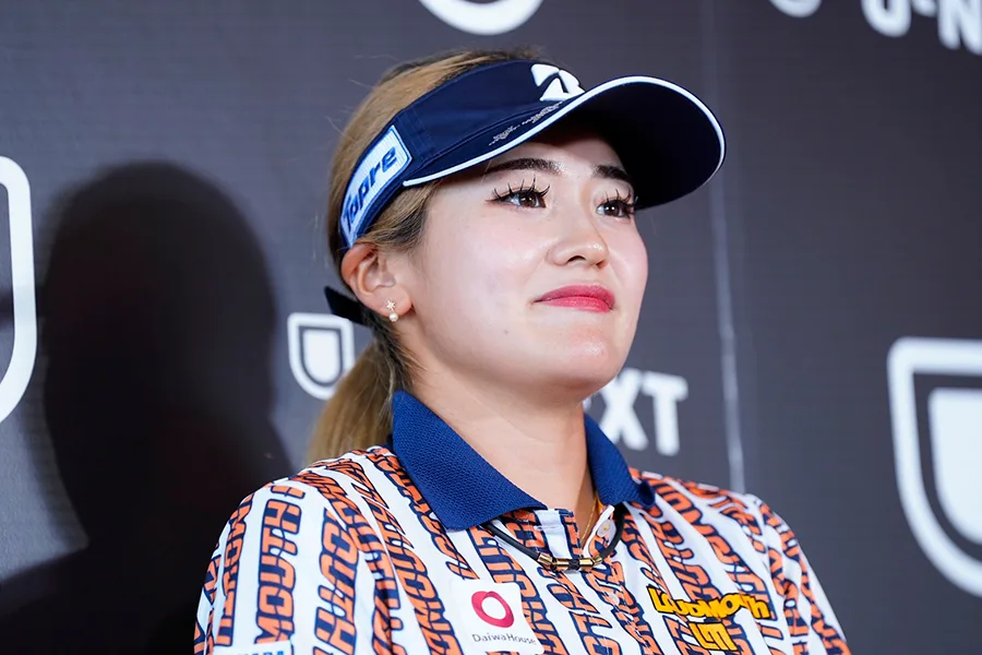 桑木志帆、全英V凱旋前に憧れのLANAと奇跡の対面「嬉しすぎて覚えてない」