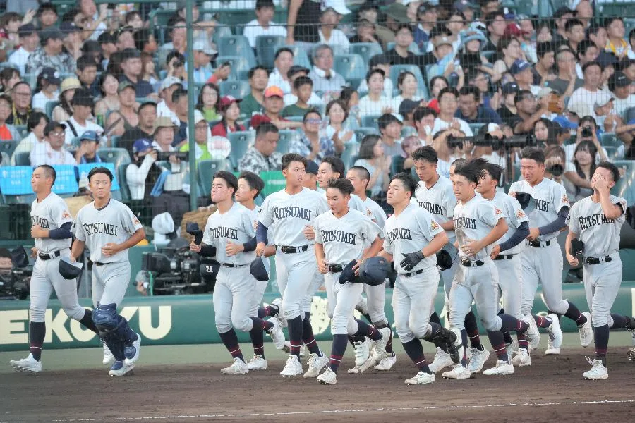 【甲子園】涙腺崩壊！敗れた立命館宇治のスタンドに響いた「響け！ユーフォ」OP曲
