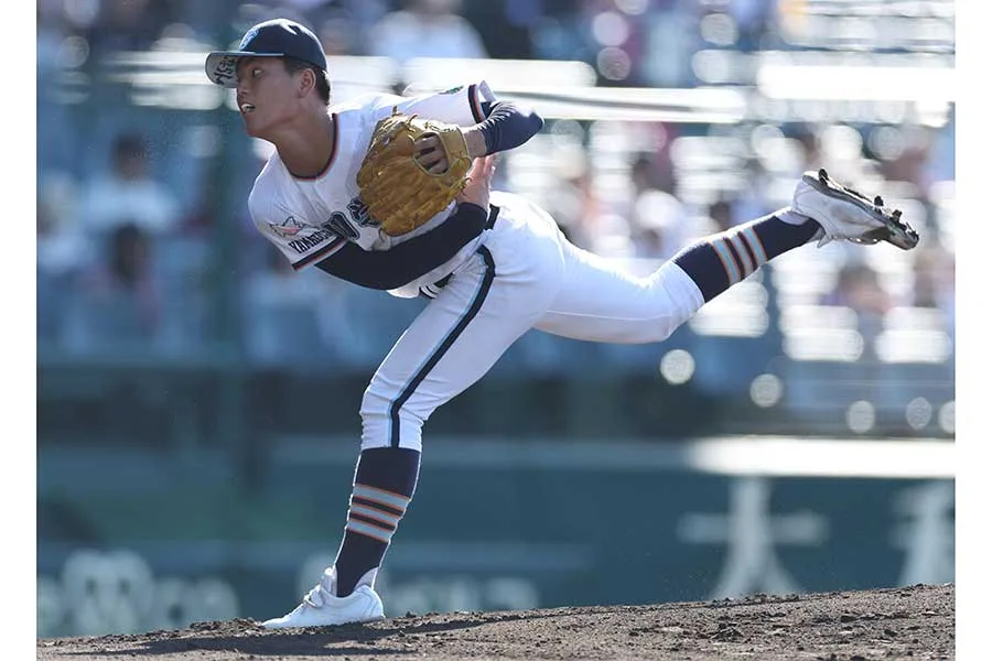 敗れても凛とした姿勢…高川学園エース・木下瑛二の見送りにNHKも称賛