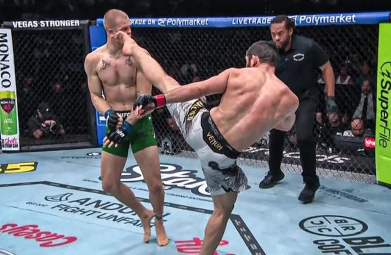マカチェフ、ガリーとの激闘を制しウェルター級初防衛！UFC 330