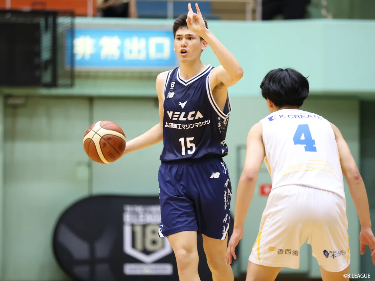 長崎ヴェルカ、U18の191cm86kg大型PFプラット聖也がトップ練習参加！